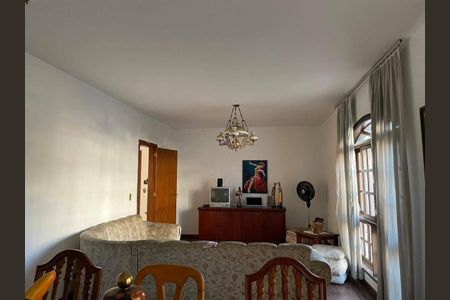 11_photo/94dce375eb.906020ab0bc1df8b-ATLAS-9d0733d1-7805-4816-932c-b9ee6fa66b30.jpg de casa à venda com 3 quartos, 131m² em Vila Izabel, Curitiba