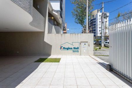 1_photo/94dce37611.ef4267cf7f570d25-ATLAS-066d704f-e15f-4e3d-8f31-c483f084ff16.jpg de casa à venda com 3 quartos, 187m² em Vila Izabel, Curitiba