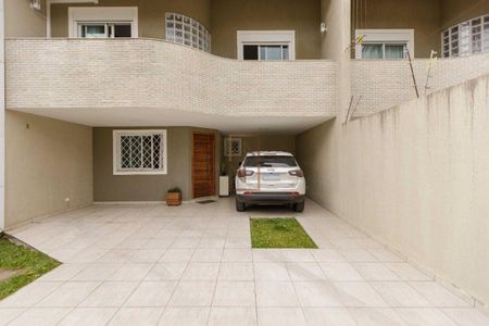 4_photo/94dce37611.ef4267cf7f570d25-ATLAS-0fea9df1-bd50-44c4-acc7-e33d8e5f5aaf.jpg de casa à venda com 3 quartos, 190m² em Vila Izabel, Curitiba