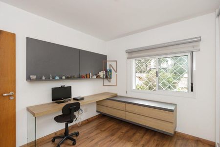 6_photo/94dce37611.ef4267cf7f570d25-ATLAS-196e29c4-3be5-4c69-9c77-03367bcb4e77.jpg de casa à venda com 3 quartos, 190m² em Vila Izabel, Curitiba