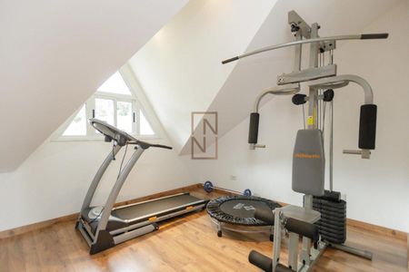 12_photo/94dce37611.ef4267cf7f570d25-ATLAS-5a02b25b-05ea-4e5b-8bfe-7d12b936badc.jpg de casa à venda com 3 quartos, 190m² em Vila Izabel, Curitiba