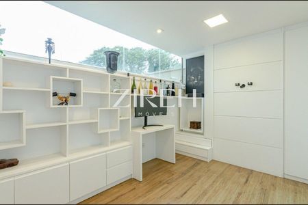 3_photo/94dce3762f.55f6c8db2a3396a0-ATLAS-33e1d242-b131-43a7-a80a-e7e4be219bb5.jpg de apartamento à venda com 3 quartos, 174m² em Vila Izabel, Curitiba