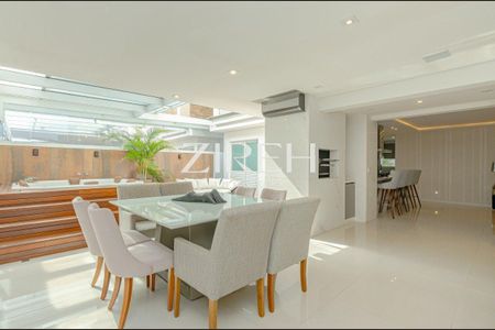 4_photo/94dce3762f.55f6c8db2a3396a0-ATLAS-cac9d9e4-7ef9-4b01-a794-807b12f57a08.jpg de apartamento à venda com 3 quartos, 174m² em Vila Izabel, Curitiba