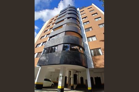 4_photo/94dce376fb.95bc2a4251ebce80-ATLAS-bc8d8738-248d-4176-b3e4-36ff9657de11.jpg de apartamento à venda com 3 quartos, 88m² em Vila Izabel, Curitiba