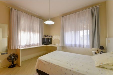 9_photo/94dce37759.4429be287bf41a42-ATLAS-7b499fe8-b5fd-49a5-8ebe-6cfb08b31959.jpg de casa à venda com 3 quartos, 328m² em Vila Izabel, Curitiba