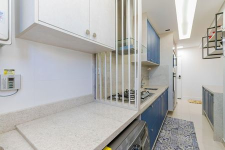 5_photo/94dce377af.8708a153c7efbb72-ATLAS-32a3f53a-59db-4f25-8054-74e6f2b2c93f.jpg de apartamento à venda com 2 quartos, 79m² em Vila Izabel, Curitiba