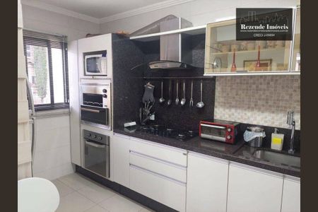 1_photo/94dce377d3.888e5b3c4c3c6413-ATLAS-113a3eec-2d99-4df3-ac60-d32a78b5b02e.jpg de apartamento à venda com 2 quartos, 96m² em Vila Izabel, Curitiba