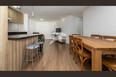 4_photo/94dce378af.47981b7dc85885b0-ATLAS-8f02df0a-e8e7-49f9-afa5-7c6c18af94ab.jpg de apartamento à venda com 2 quartos, 90m² em Vila Izabel, Curitiba