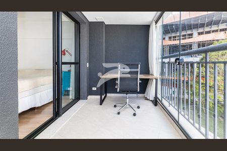 18_photo/94dce378af.47981b7dc85885b0-ATLAS-a0ac0020-16e0-4d80-9103-c19d1d2e66c2.jpg de apartamento à venda com 2 quartos, 90m² em Vila Izabel, Curitiba