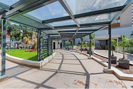 2_photo/94dce378af.c2aefe16be962f17-ATLAS-045d1c85-4250-439b-9c4a-3d9b2f0a2dff.jpg de apartamento para alugar com 1 quarto, 47m² em Vila Izabel, Curitiba