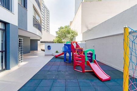 11_photo/94dce378af.c2aefe16be962f17-ATLAS-4e044c86-2f30-4099-bc94-b365b6196585.jpg de apartamento para alugar com 1 quarto, 47m² em Vila Izabel, Curitiba