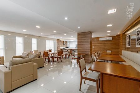 39_photo/94dce378b5.390eb942911e4f89-ATLAS-a5eae9e4-e3ef-43ae-bad6-2e35c0a3e86f.jpg de apartamento à venda com 3 quartos, 193m² em Vila Izabel, Curitiba