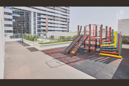 35_photo/94dce378b5.7bf68b1e8711237a-ATLAS-58a693d3-5893-4cee-9fef-d5b8f736d942.jpg de apartamento à venda com 3 quartos, 193m² em Vila Izabel, Curitiba