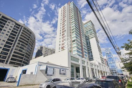 25_photo/94dce378b5.7bf68b1e8711237a-ATLAS-5d9e0493-72f1-4e8e-a9bf-079637f9e366.jpg de apartamento à venda com 3 quartos, 193m² em Vila Izabel, Curitiba