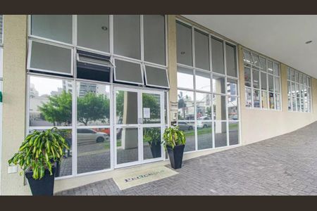 5_photo/94dce378d9.8406d85b1cc03178-ATLAS-9548a89d-37d8-4bab-be77-4c42fddee184.jpg de apartamento para alugar com 3 quartos, 63m² em Vila Izabel, Curitiba