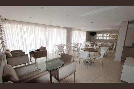 12_photo/94dce378d9.8406d85b1cc03178-ATLAS-a51a3acd-edbd-413f-901d-9047336bd2a0.jpg de apartamento para alugar com 3 quartos, 63m² em Vila Izabel, Curitiba