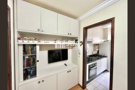 2_photo/94dce378e5.ba7bbfca332eb674-ATLAS-22a51d7b-95b4-41f1-a2f8-45e62fa8ba63.jpg de apartamento à venda com 1 quarto, 36m² em Vila Izabel, Curitiba