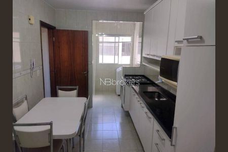 5_photo/94dce378fd.5564e16b2c01dcfa-ATLAS-ba9d55e9-65f3-4ca9-a398-24e128f3ec0a.jpg de apartamento à venda com 2 quartos, 53m² em Vila Izabel, Curitiba