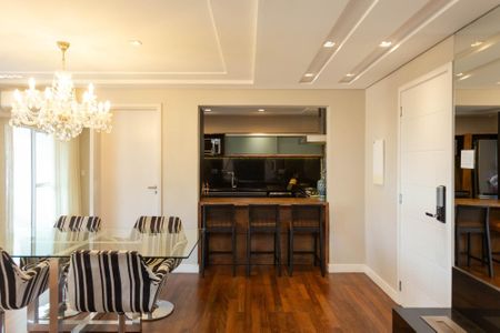 8_photo/94dce3798b.0d6f6cd56f30c719-ATLAS-1baa070c-5003-434b-9736-afbfb97a7b0a.jpg de apartamento à venda com 3 quartos, 103m² em Vila Izabel, Curitiba