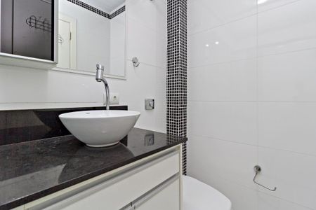 4_photo/94dce379af.e100dba37721dde7-ATLAS-1cd9809e-fd7d-4b5d-beab-f1a2eb0bd6f9.jpg de apartamento para alugar com 2 quartos, 67m² em Vila Izabel, Curitiba