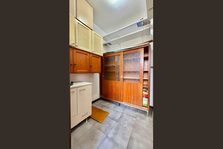 3_photo/94dce379cd.ea0ff2ffec9a0f1c-ATLAS-280c11eb-6bee-4354-8189-5d564baa7021.jpg de apartamento para alugar com 3 quartos, 88m² em Vila Izabel, Curitiba