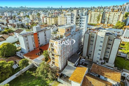 33_photo/94dce37a0d.53b81964fc00c8e7-ATLAS-e61ea34c-9c94-48e6-a1f3-ea616f63aa4c.jpg de apartamento à venda com 2 quartos, 77m² em Água Verde, Curitiba