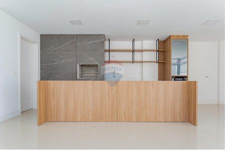 44_photo/94dce37a1d.0151a216ae3feb27-ATLAS-caee9ba6-c2fd-4565-ba2b-dcf73e039205.jpg de apartamento à venda com 3 quartos, 134m² em Portão, Curitiba