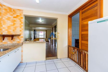6_photo/94dce37a35.1aa5b8f538f3adaf-ATLAS-b4473e9b-1192-4f67-b481-ce15e25a5b2c.jpg de casa à venda com 4 quartos, 193m² em Portão, Curitiba