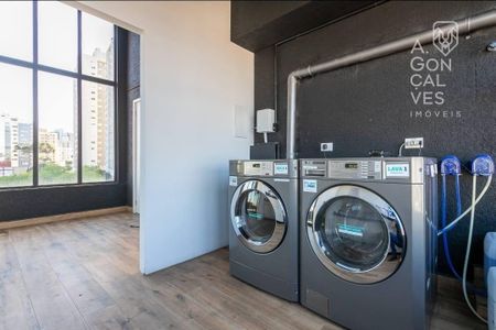 39_photo/94dce37b45.195cb158db385e2e-ATLAS-239c8f9b-776a-45d0-b26d-68fbcdb0223f.jpg de kitnet/studio à venda com 1 quarto, 21m² em Água Verde, Curitiba