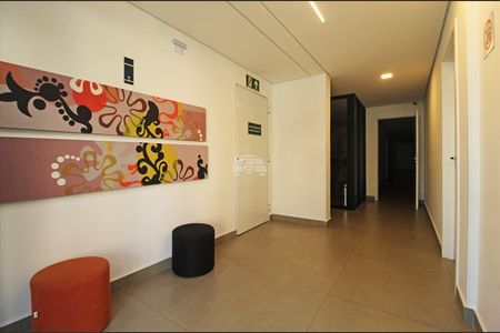 9_photo/94dce37b45.440b05ed26e844d4-ATLAS-d19ca34f-1dce-419d-a0df-25b9ccc6efc0.jpg de apartamento para alugar com 1 quarto, 32m² em Água Verde, Curitiba