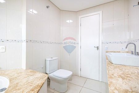 33_photo/94dce37b51.aef4de6394ba8e6d-ATLAS-42197a09-8c31-4da5-b9ed-effc86e21bc4.jpg de casa à venda com 5 quartos, 245m² em Água Verde, Curitiba