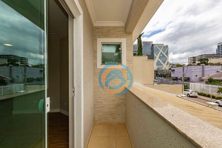 29_photo/94dce37b51.bb0f4c6ec33debd0-ATLAS-a1f5fe49-eb42-4da0-8fd7-1fb4309a9fec.jpg de casa à venda com 5 quartos, 245m² em Água Verde, Curitiba