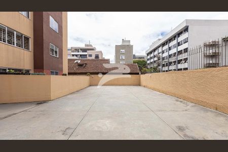 10_photo/94dce37b51.ee5b445ee9b4c2ae-ATLAS-6bbf0ead-fa5f-42b0-b382-a7553feab863.jpg de apartamento à venda com 2 quartos, 62m² em Água Verde, Curitiba