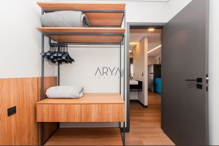 2_photo/94dce37b8b.22548bcae72fa44e-ATLAS-f49a2d42-5da0-496d-9c30-e9601a30ee5e.jpg de apartamento à venda com 2 quartos, 31m² em Água Verde, Curitiba