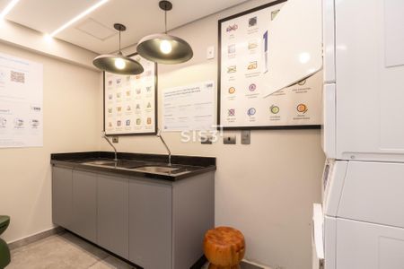 11_photo/94dce37b8b.3b5945a6908c23a0-ATLAS-5395a8b3-bb67-4aa2-8de0-23d63b3f3511.jpg de kitnet/studio à venda com 1 quarto, 20m² em Água Verde, Curitiba