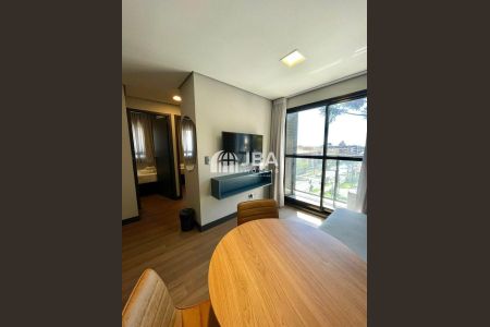 5_photo/94dce37b8b.7a69ff73eb43ff8d-ATLAS-87263e30-5962-456d-9049-d49aee5e8f93.jpg de apartamento à venda com 2 quartos, 32m² em Água Verde, Curitiba