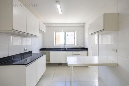 4_photo/94dce37bc3.c0f65b7a3da37a78-ATLAS-7b2d9d12-4c32-4269-92b6-64adbab20bcc.jpg de apartamento para alugar com 3 quartos, 103m² em Água Verde, Curitiba