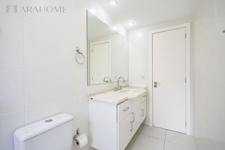 14_photo/94dce37bc3.c0f65b7a3da37a78-ATLAS-cab8a8e2-4b05-4abc-8f9b-0e05f63b8e87.jpg de apartamento para alugar com 3 quartos, 103m² em Água Verde, Curitiba