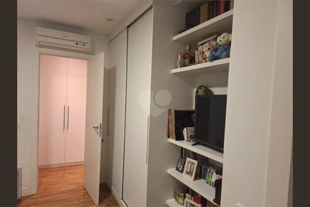 22_photo/94dce37bd1.1deccb13cbfcf316-ATLAS-2f9a2536-a470-490f-b815-ee5cbb7d1765.jpg de apartamento à venda com 3 quartos, 103m² em Portão, Curitiba