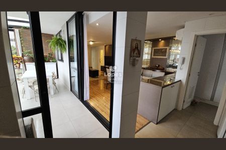 9_photo/94dce37bd3.a0cbb132b5d66076-ATLAS-4de0ec7b-2c35-462a-8c99-a3a661f8ec94.jpg de apartamento à venda com 3 quartos, 107m² em Vila Izabel, Curitiba