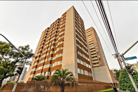 45_photo/94dce37bd9.cb3bae6a240dcdb6-ATLAS-3388d3d1-e4af-45ca-9308-c041cc5cded3.jpg de apartamento para alugar com 3 quartos, 85m² em Vila Izabel, Curitiba