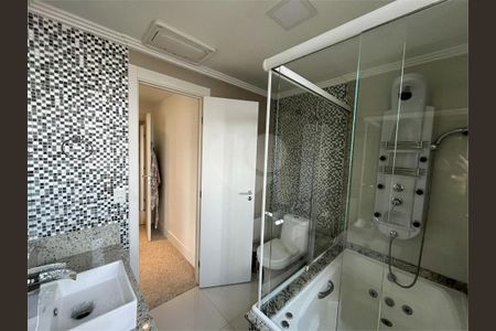 7_photo/94dce37be5.f87c5f63b588f4d4-ATLAS-15cd2370-68c2-4247-b3fc-b696f2207da3.jpg de apartamento à venda com 3 quartos, 169m² em Água Verde, Curitiba