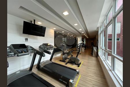 42_photo/94dce37be5.f87c5f63b588f4d4-ATLAS-64bc250c-ed4e-4e91-b655-bd29072d3e0f.jpg de apartamento à venda com 3 quartos, 169m² em Água Verde, Curitiba