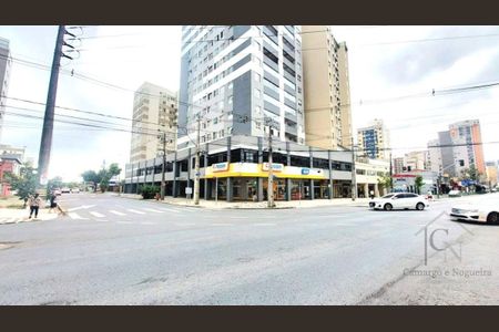 4_photo/94dce37be7.9612c2c0390caf5f-ATLAS-2f9793a8-4ecf-4e9a-89d2-e2b4a2f1896b.jpg de apartamento à venda com 3 quartos, 87m² em Água Verde, Curitiba