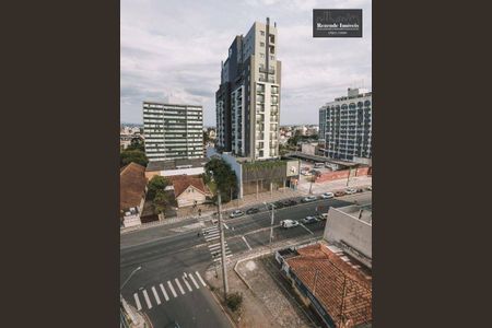 4_photo/94dce37bed.854bdd2daf9d8d29-ATLAS-120b9b31-5a65-4eaa-a556-3a9dfab1aeb3.jpg de apartamento à venda com 1 quarto, 26m² em Água Verde, Curitiba