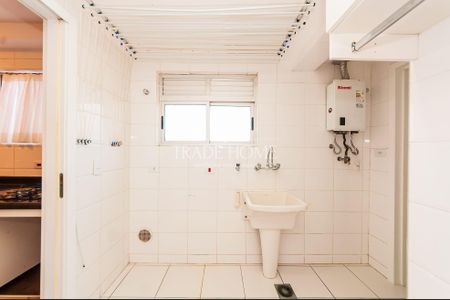 22_photo/94dce37bf9.e98a0441d5514113-ATLAS-bee1c09e-3ca8-4a63-8e57-7ebf46b3a445.jpg de apartamento à venda com 3 quartos, 99m² em Água Verde, Curitiba