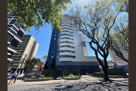 3_photo/94dce37c0d.ba37a72d3286bf92-ATLAS-1ba19596-dd3b-44bf-be0a-6afd6f00a344.jpg de apartamento à venda com 3 quartos, 76m² em Água Verde, Curitiba