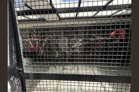 43_photo/94dce37c0d.ba37a72d3286bf92-ATLAS-b8294eab-e077-4de3-b165-a6f9916c74db.jpg de apartamento à venda com 3 quartos, 76m² em Água Verde, Curitiba