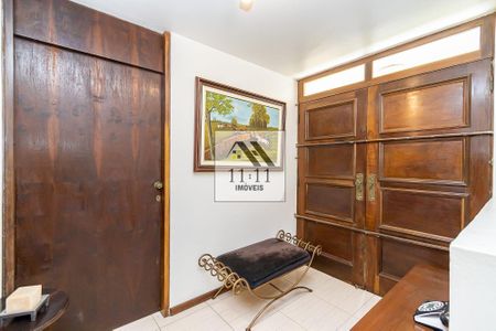 3_photo/94dce37c17.7d44486df2fbe63f-ATLAS-76235366-21ef-4cf4-bab0-742e510d60cc.jpg de casa à venda com 5 quartos, 255m² em Água Verde, Curitiba