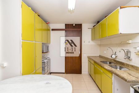 22_photo/94dce37c17.7d44486df2fbe63f-ATLAS-c00be9bd-17d9-4bdb-809d-5dea8345a9e5.jpg de casa à venda com 5 quartos, 255m² em Água Verde, Curitiba